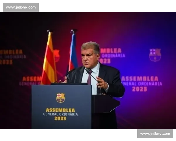 巴萨众将力挺威廉斯加盟 更衣室施压 + 球员自荐打动拉波尔塔