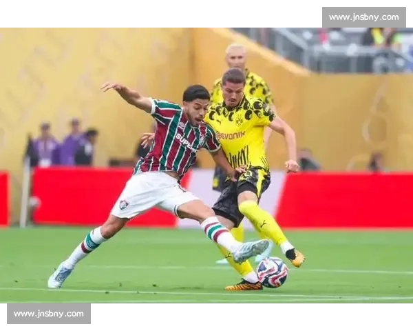 足协杯焦点战鲁能对决富力全场攻防博弈精彩回顾战术细节与关键瞬间解析